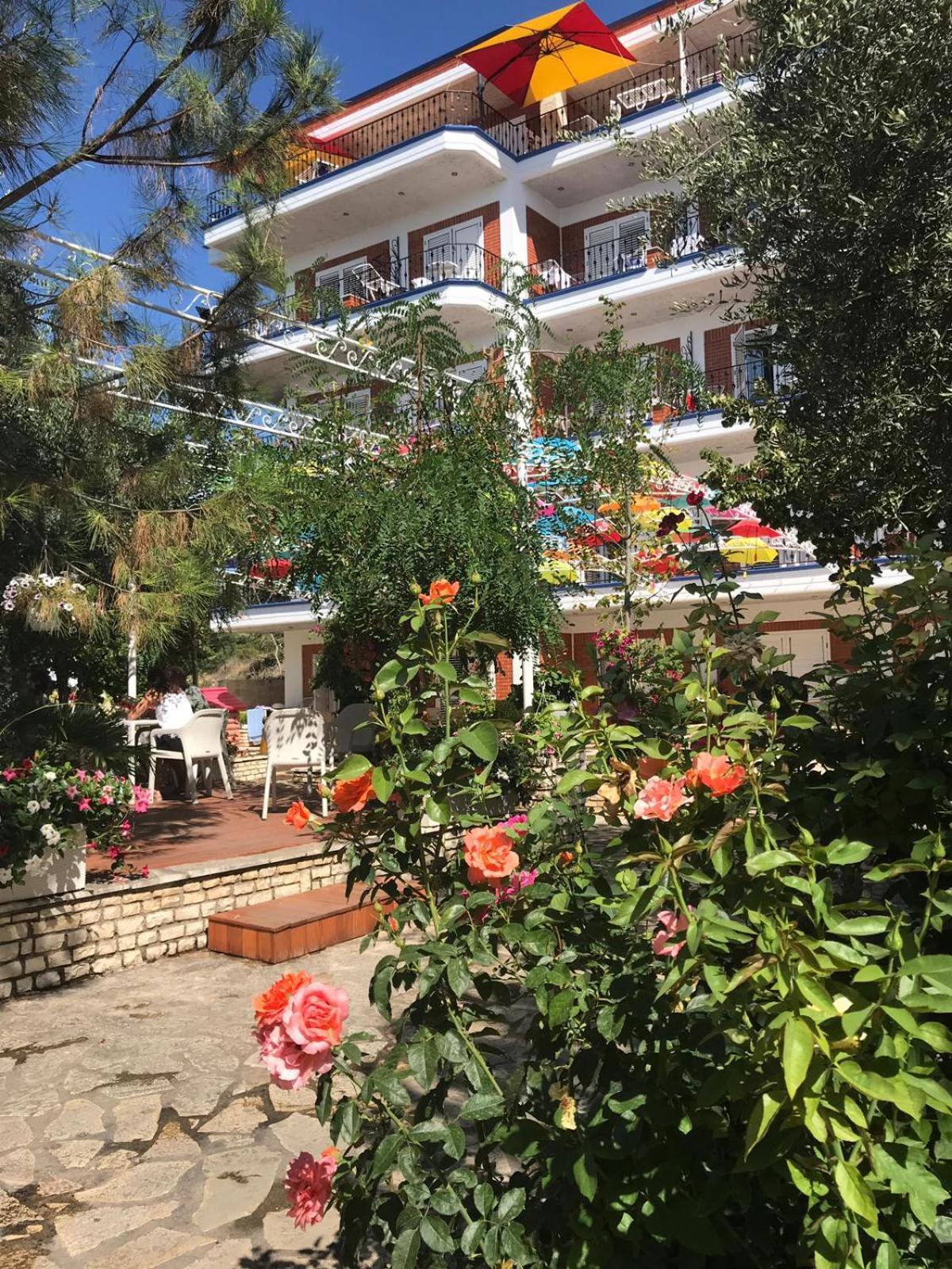Exclusive Greccia Inn Dhërmi Kamer foto