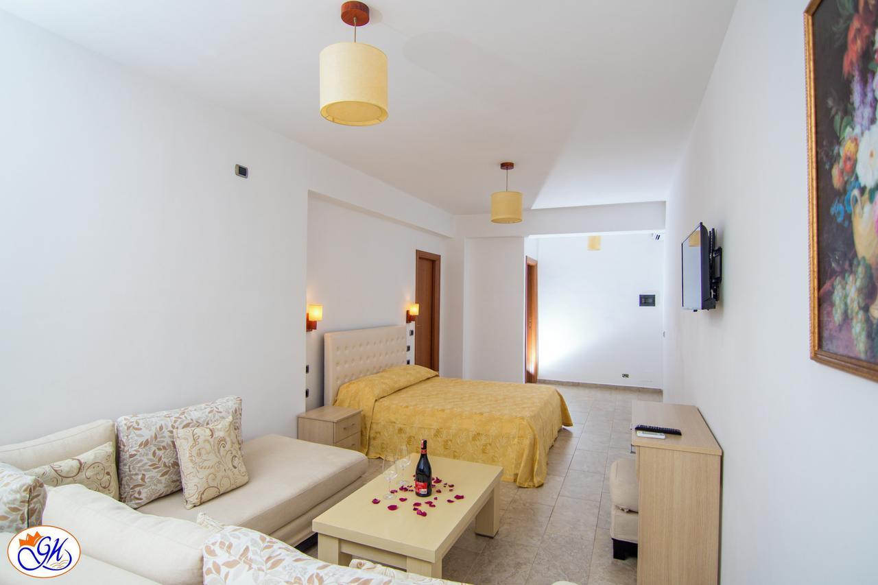Exclusive Greccia Inn Dhërmi Buitenkant foto